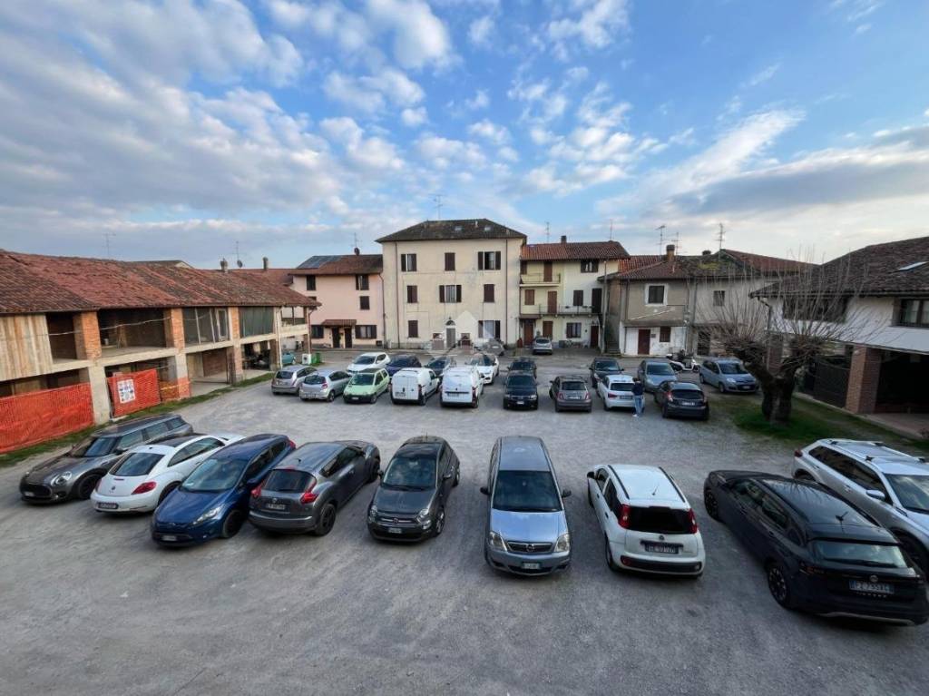 appartamento in vendita a Correzzana