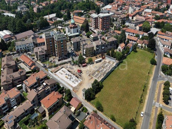 appartamento in vendita a Desio