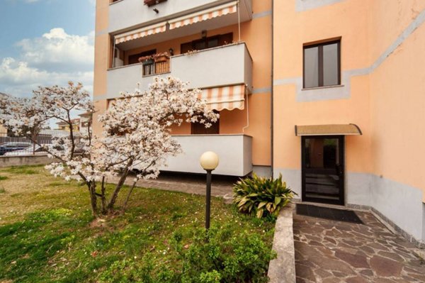 appartamento in vendita a Desio