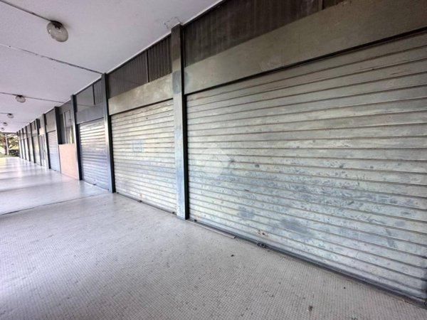 negozio in vendita a Desio