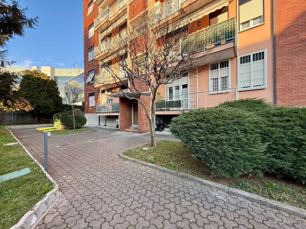 appartamento in vendita a Desio