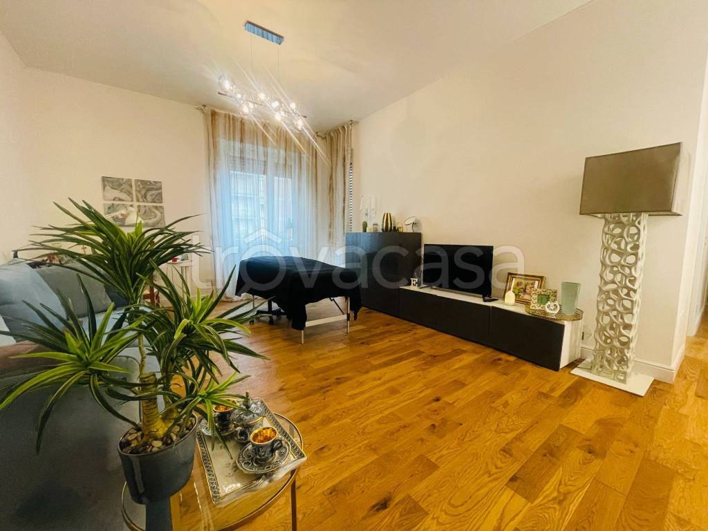appartamento in vendita a Desio
