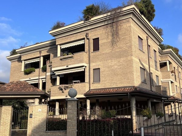 appartamento in vendita a Desio