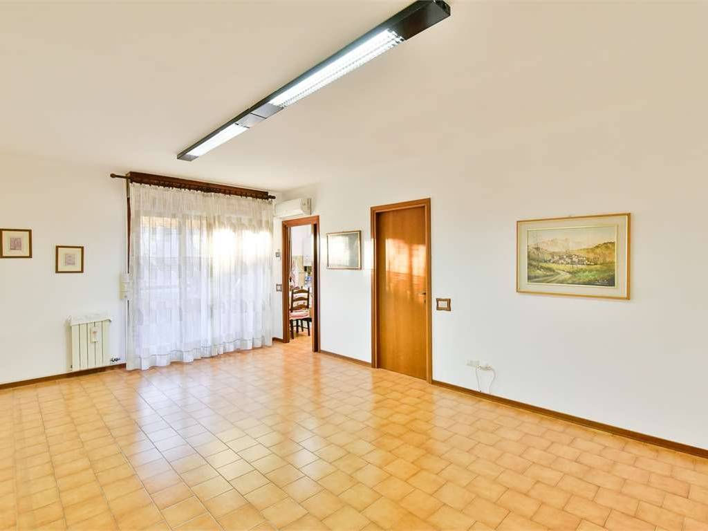 appartamento in vendita a Desio