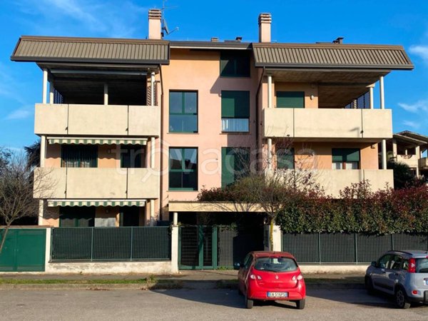 appartamento in vendita a Desio