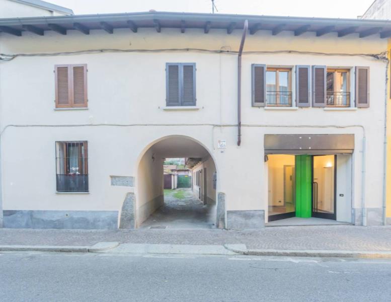 casa indipendente in vendita a Desio