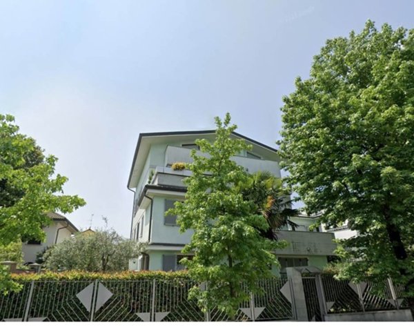 appartamento in vendita a Desio