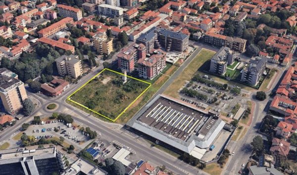 negozio in vendita a Desio