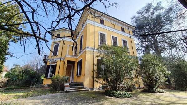 villa in vendita a Desio