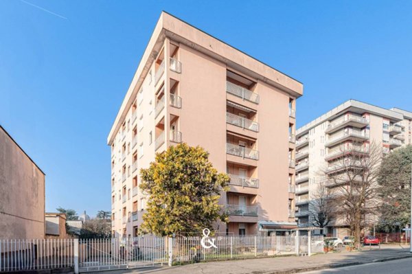 appartamento in vendita a Desio
