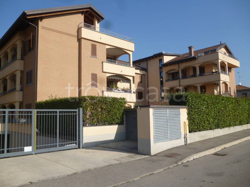 appartamento in vendita a Desio