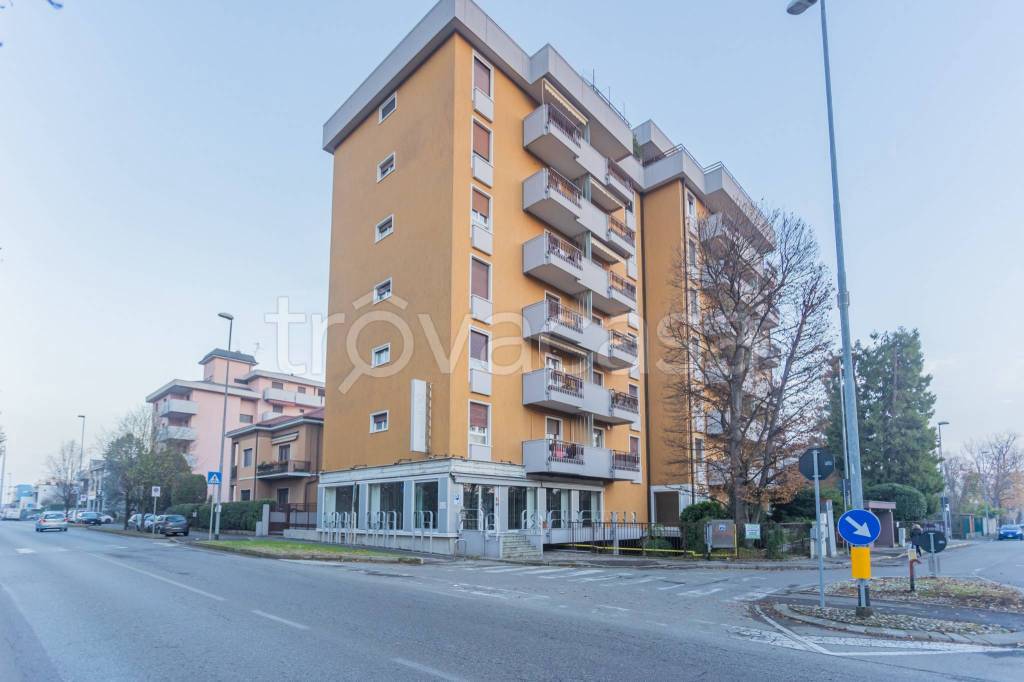 quadrivano in vendita a Desio