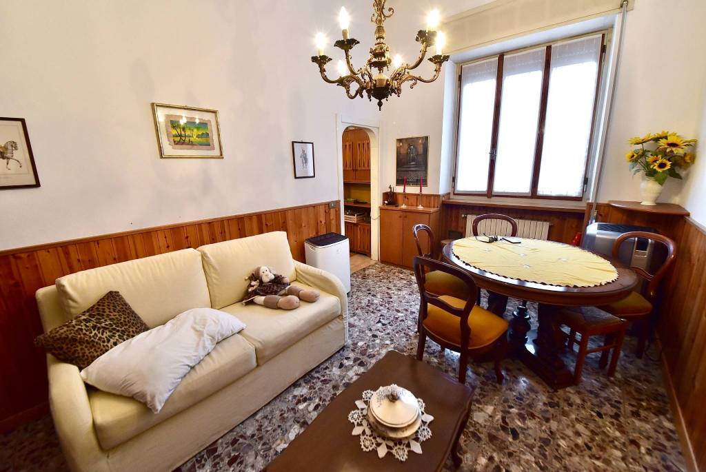 casa indipendente in vendita a Desio