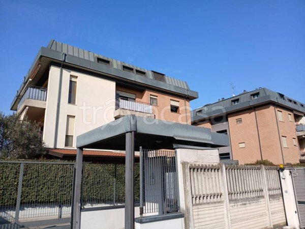 appartamento in vendita a Desio