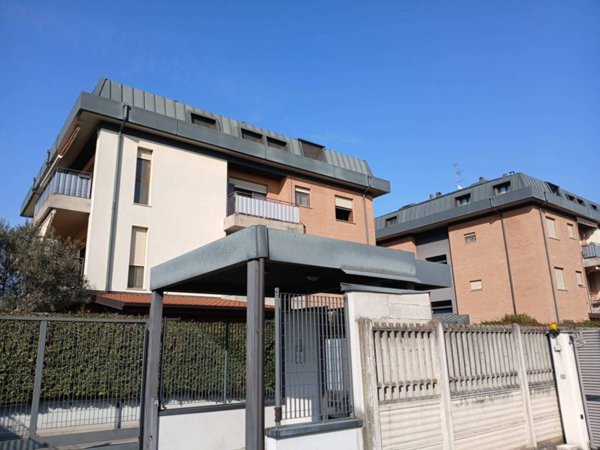 appartamento in vendita a Desio