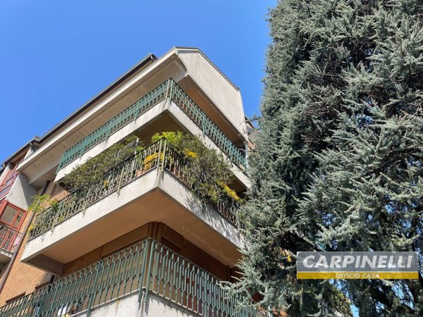 appartamento in vendita a Desio