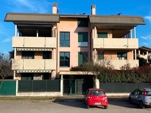 appartamento in vendita a Desio