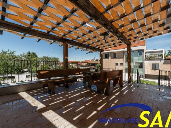 casa indipendente in vendita a Desio