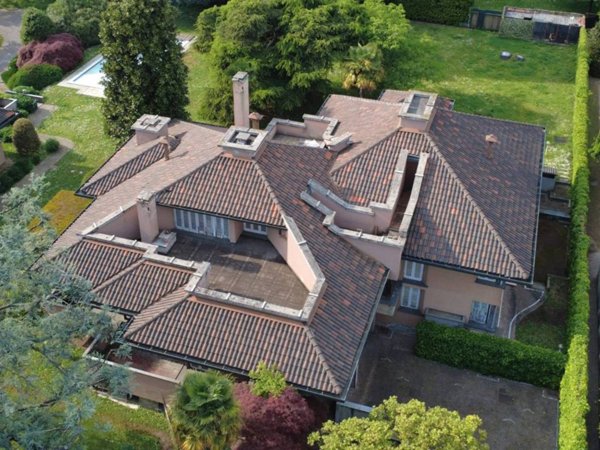 casa indipendente in vendita a Desio