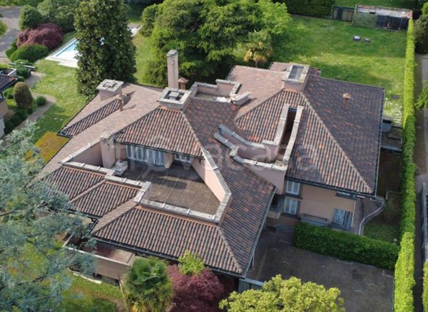 casa indipendente in vendita a Desio