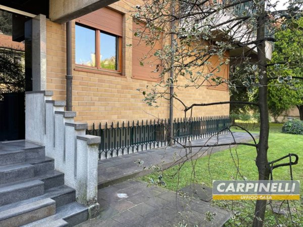 appartamento in vendita a Desio