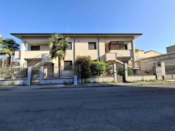 appartamento in vendita a Desio