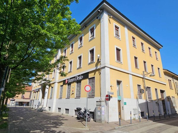 ufficio in vendita a Desio