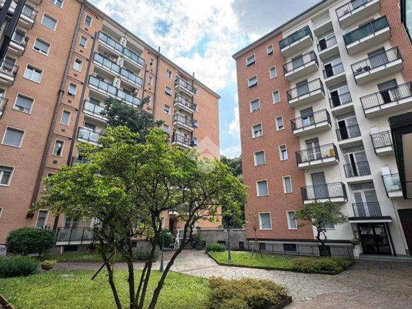 appartamento in vendita a Desio