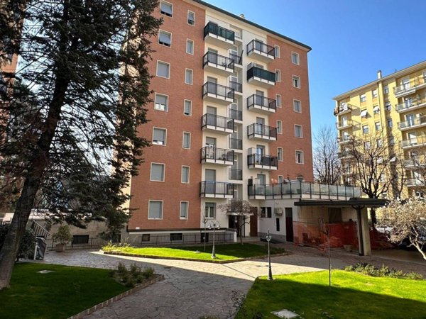 appartamento in vendita a Desio