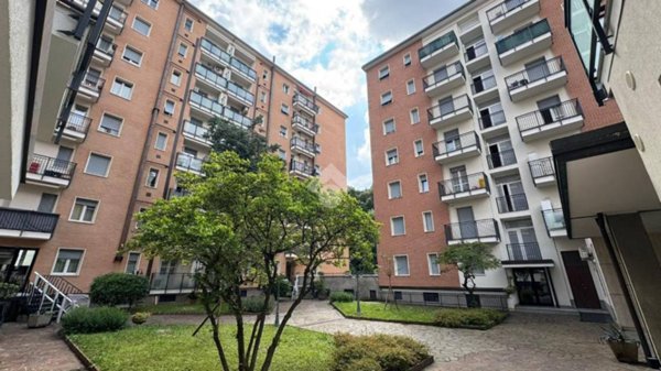appartamento in vendita a Desio