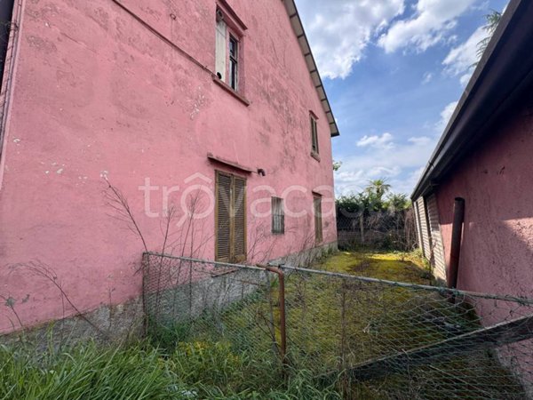 casa indipendente in vendita a Desio