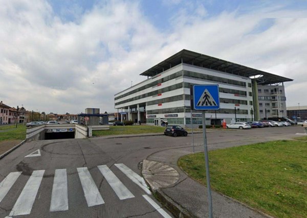 negozio in vendita a Desio