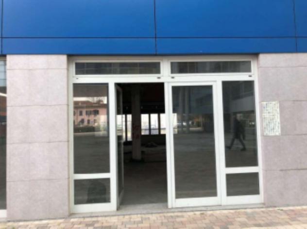 negozio in vendita a Desio