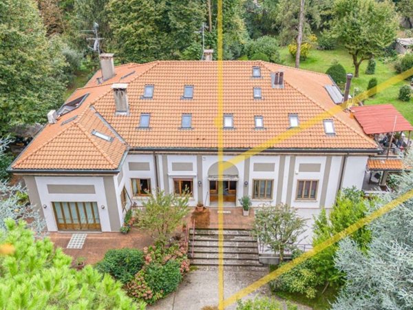 casa indipendente in vendita a Desio