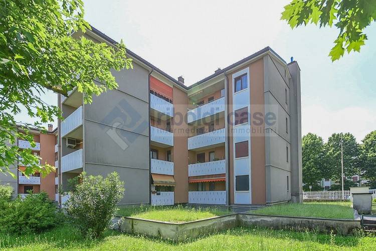 appartamento in vendita a Desio