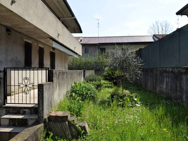 appartamento in vendita a Desio
