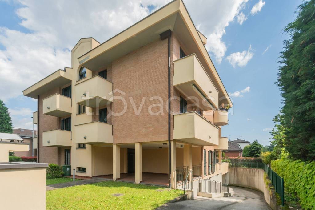 appartamento in vendita a Desio