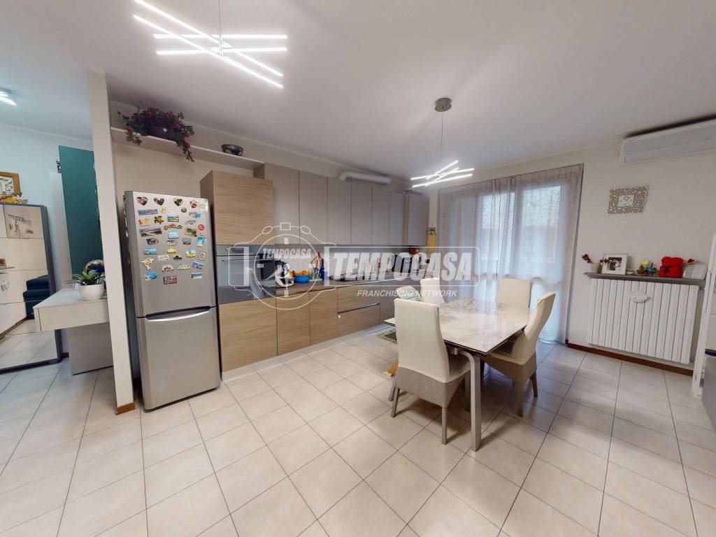 appartamento in vendita a Desio