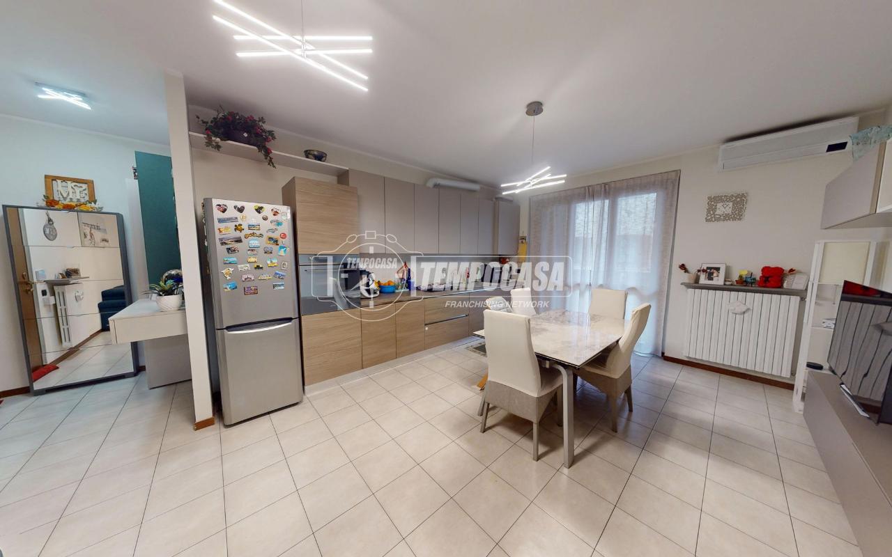 appartamento in vendita a Desio