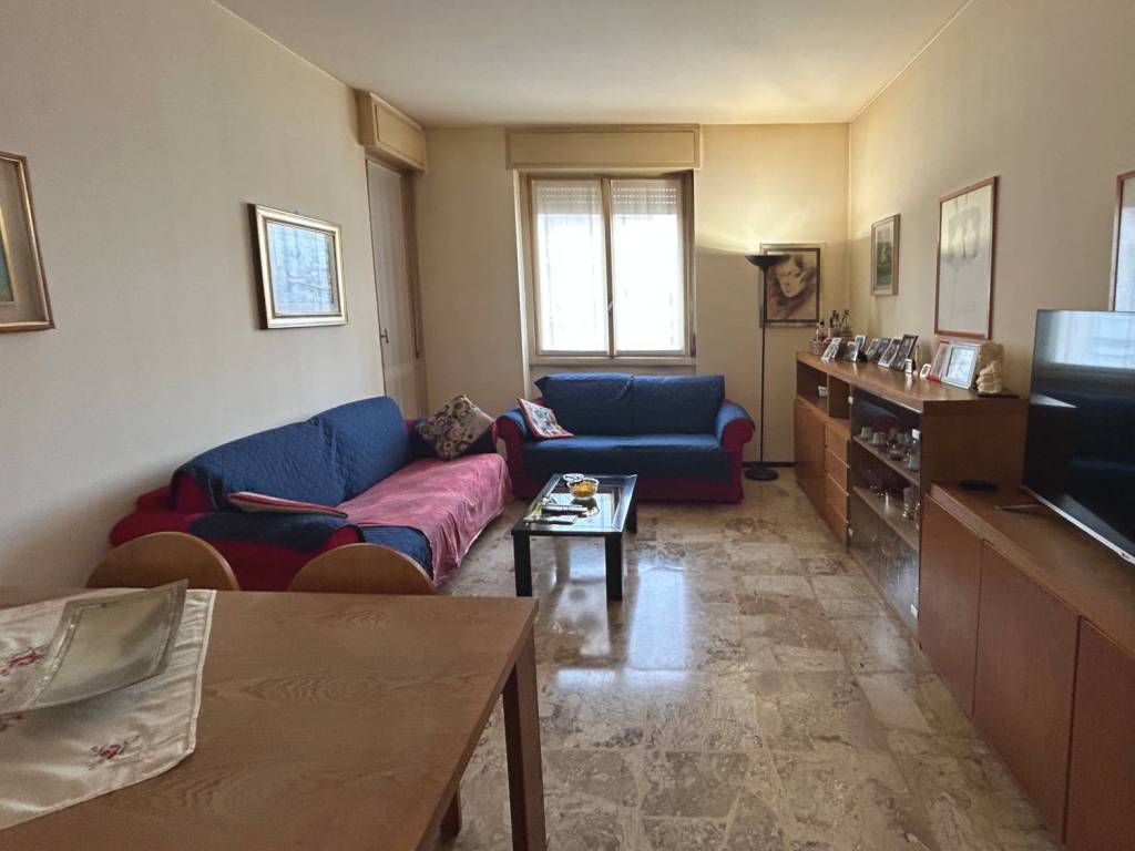 appartamento in vendita a Desio