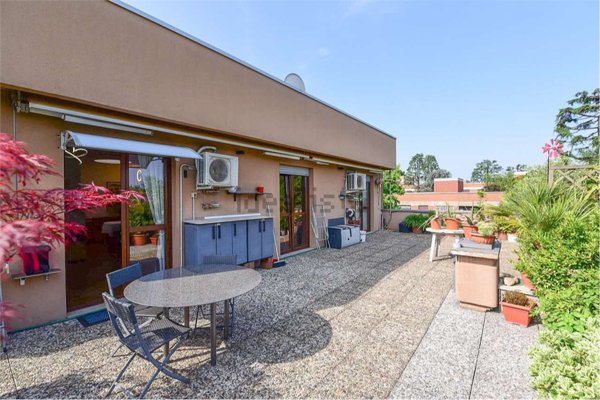 appartamento in vendita a Desio