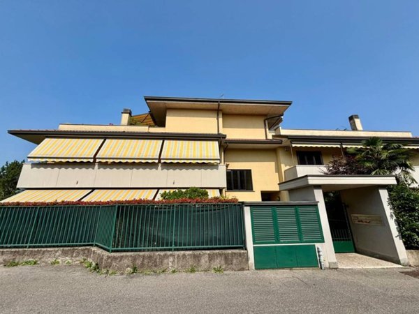 appartamento in vendita a Desio