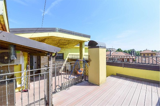 appartamento in vendita a Desio