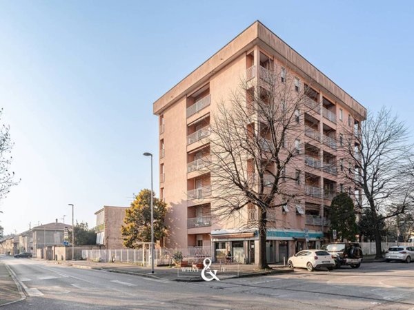 appartamento in vendita a Desio