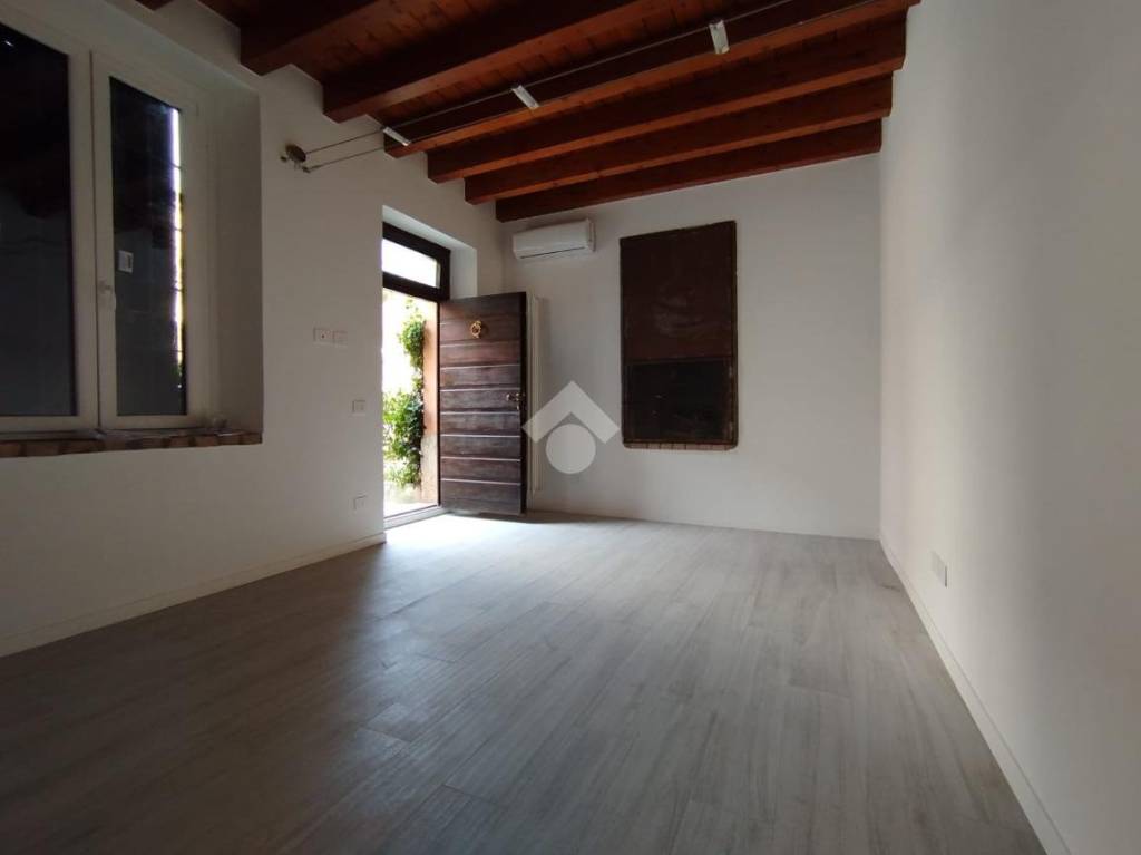 appartamento in vendita a Desio