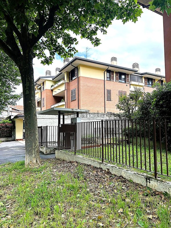 appartamento in vendita a Desio