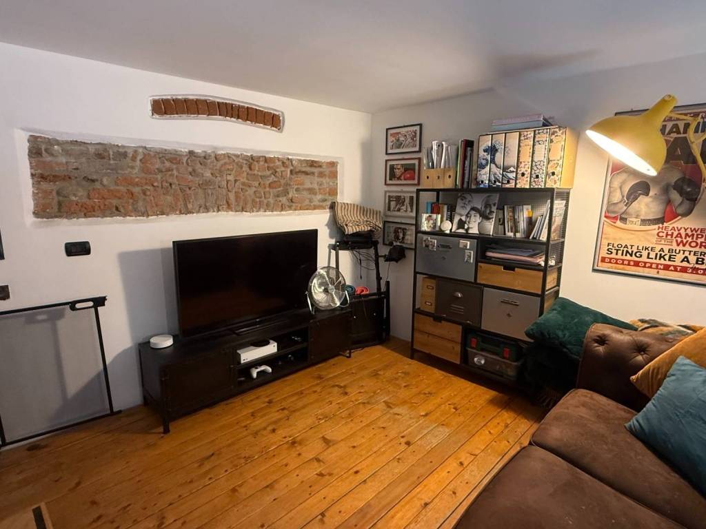 casa indipendente in vendita a Desio