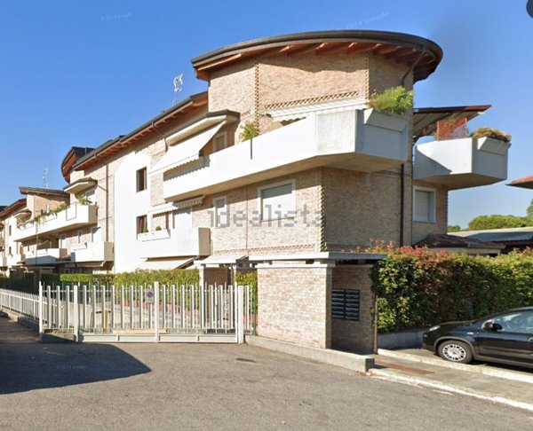 appartamento in vendita a Desio