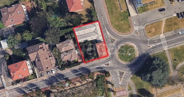 casa indipendente in vendita a Desio