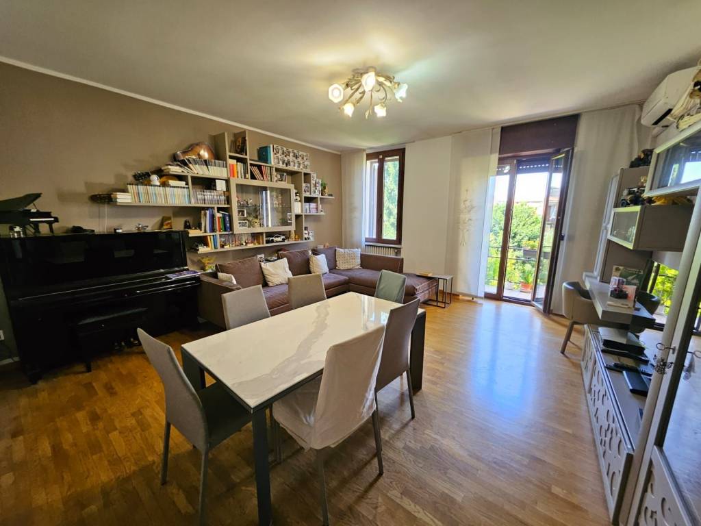 appartamento in vendita a Desio